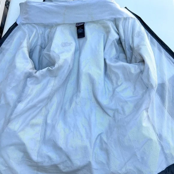 North Face Women Windbreaker HYVENT Jacket Size Medium - Picture 4 of 10